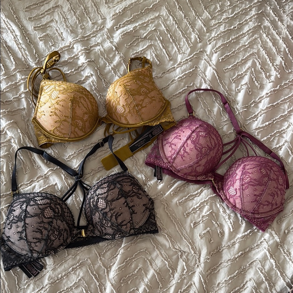 Lace Underwire Bra Set - Black, Gold, and Purple
